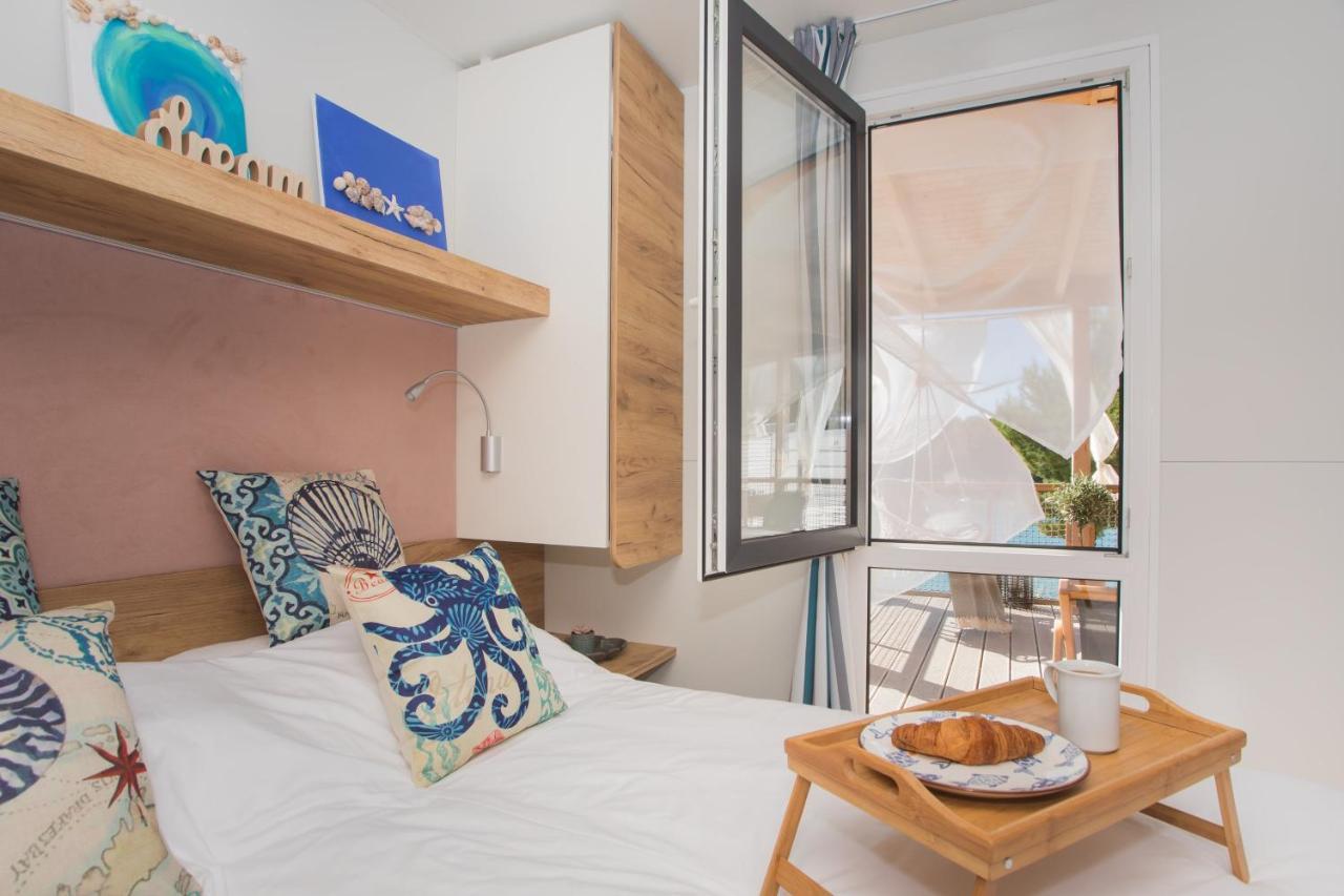 Mara'S Coast - Amelia Apartment Pakoštane Екстериор снимка