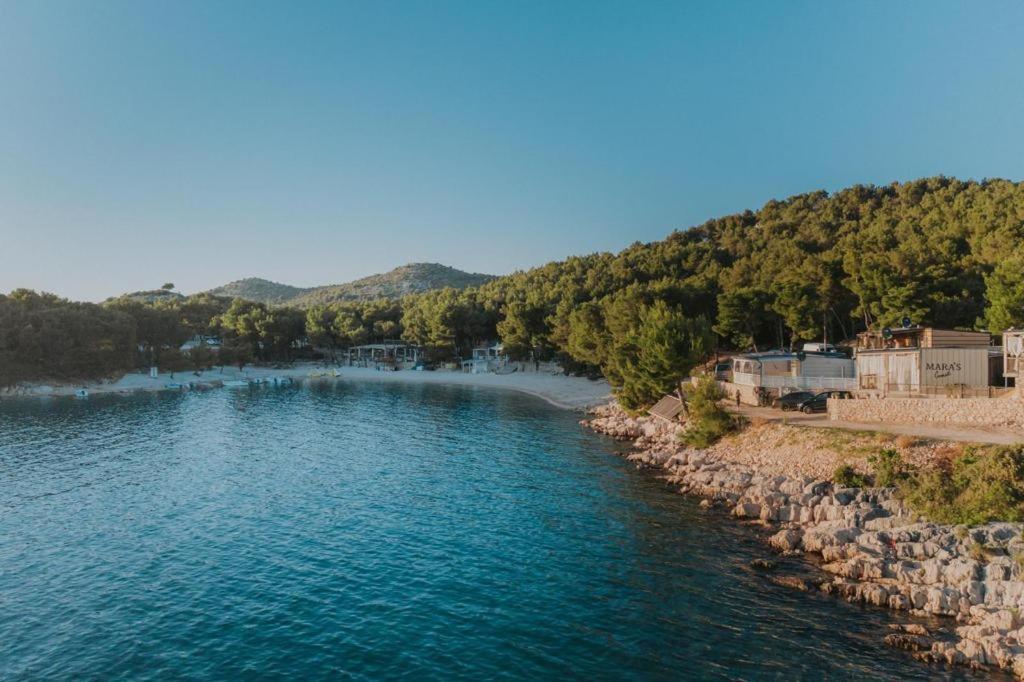 Mara'S Coast - Amelia Apartment Pakoštane Екстериор снимка